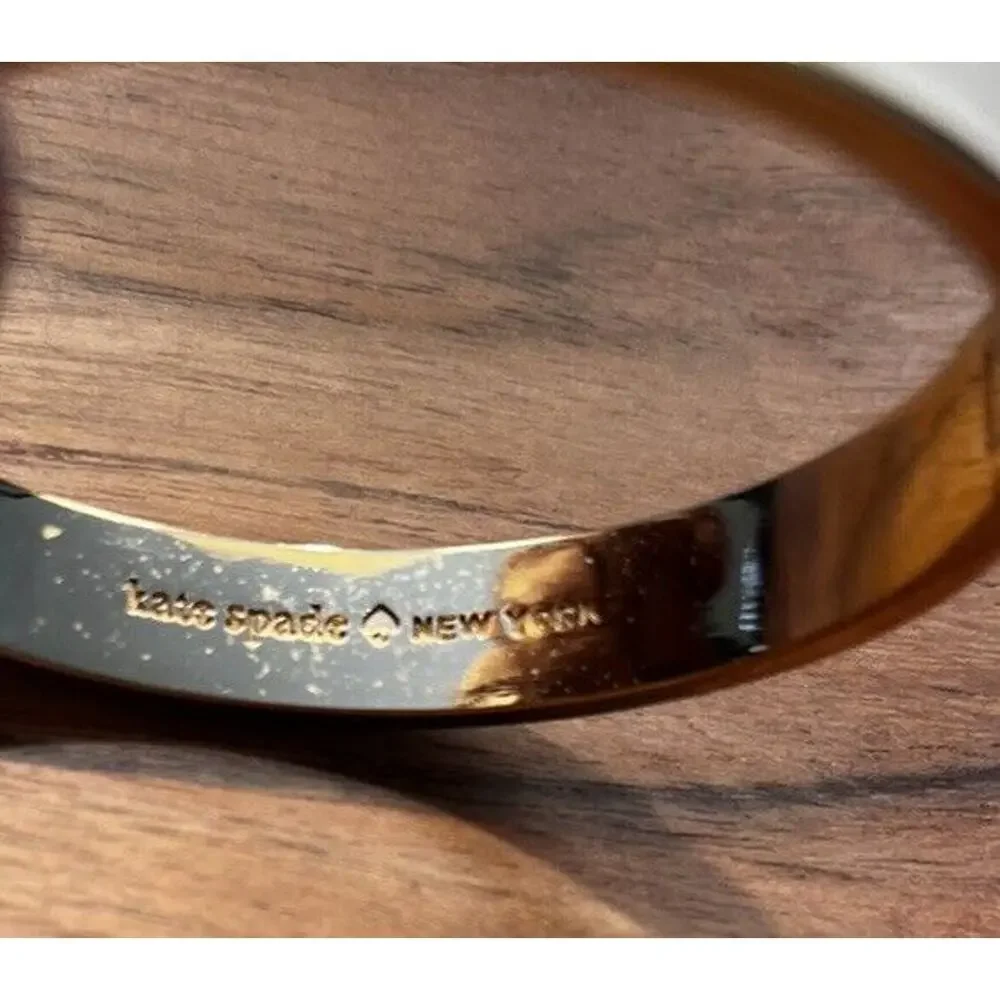 Kate Spade Gold Tone Off White Enamel Hinged Bangle Bracelet Stamped - Picture 6 of 11
